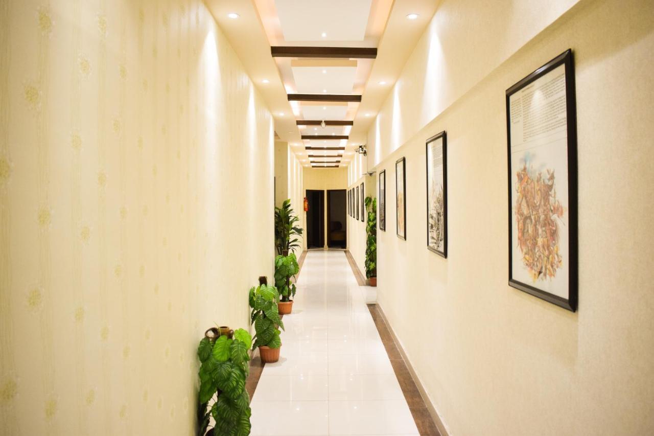 Royal Inn Hotel Karachi Extérieur photo